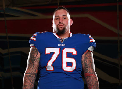 NFL Star Jon Feliciano Keeps it Comfortable with Fortmens