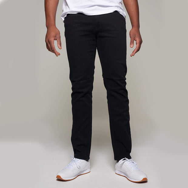 Fortmens model wearing a Redpoint 'Langley' Black Jeans - front view