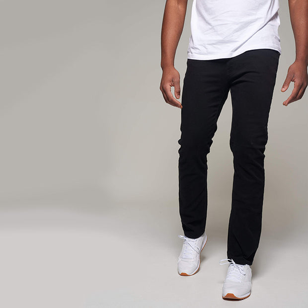 Fortmens model wearing a Redpoint 'Langley' Black Jeans - front view
